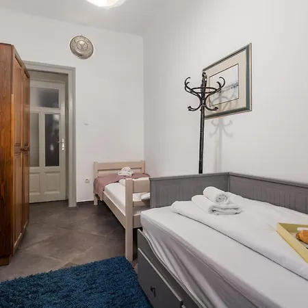 4 Bedroom Apartmán *