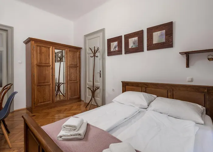 Daire 4 Bedroom Rijeka