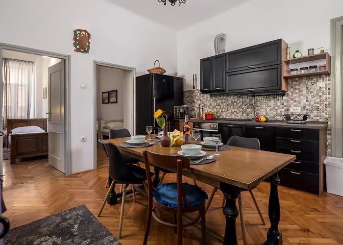 4 Bedroom Daire *